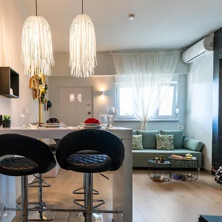 Apartamento M - Seaview With Sunny Terrace