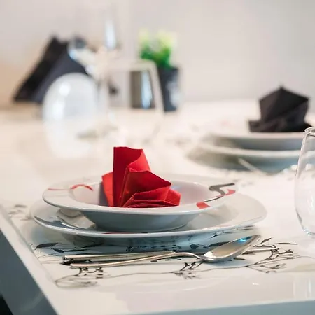 Daire M - Seaview With Sunny Terrace *