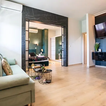 M - Seaview With Sunny Terrace Apartman