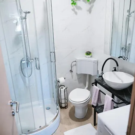 M - Seaview With Sunny Terrace *