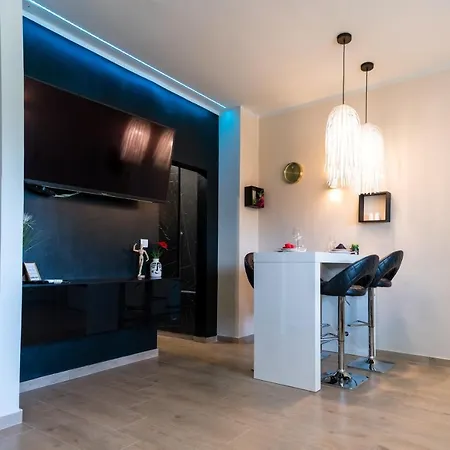 M - Seaview With Sunny Terrace