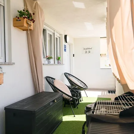 M - Seaview With Sunny Terrace *