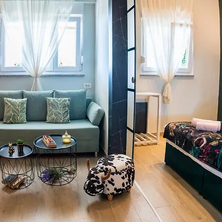 M - Seaview With Sunny Terrace *